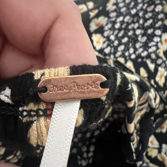 Free People flower dress - Picture 2 of 3